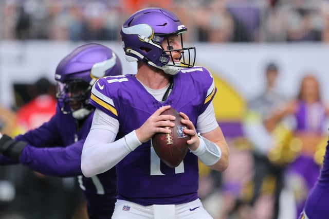 Carson Wentz #11 of the Minnesota Vikings looks to pass against the Cincinnati Bengals during the second quarter at U.S. Bank Stadium on September 21, 2025 in Minneapolis, Minnesota.
