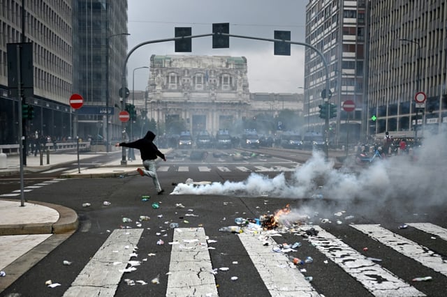 Heurts entre police et manifestants à Milan, le 22 septembre 2025