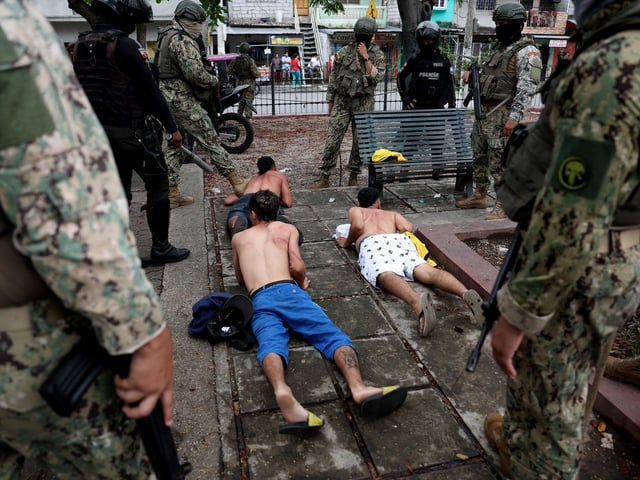 Una feroz pelea en una cárcel de Ecuador terminó con muertos y heridos. Foto ilustrativa/Reuters