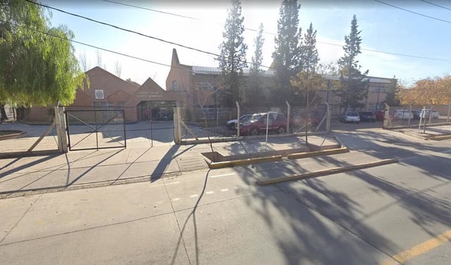 Escuela Técnicos Mendocinos.