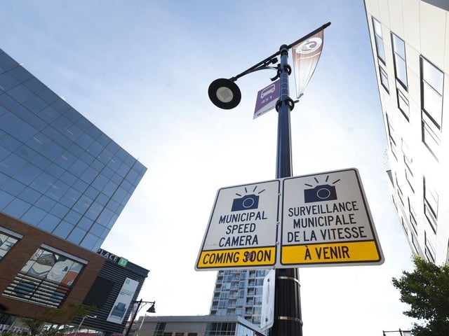  Municipal speed camera coming soon sign on Bank Street in the Glebe.