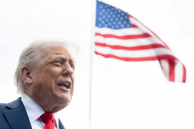 US-Präsident Donald Trump hat die linke Antifa-Bewegung offiziell als "terroristische Organisation" eingestuft. Er unterzeichnete nach Angaben des Weißen Hauses ein entsprechendes Dekret.