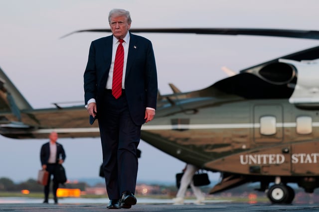 ALLENTOWN, PENNSYLVANIA - AUGUST 03: U.S. President Donald Trump walks towards reporters from Marine One at at the Lehigh Valley International Airport on August 03, 2025 in Allentown, Pennsylvania. Trump spent the weekend at his property in Bedminster, New Jersey. (Photo by Anna Moneymaker/Getty Images)