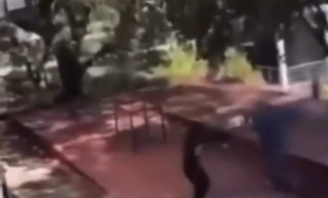 Estudiante apuñala a otro y se lanza en huida, en CDMX