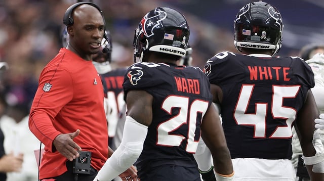 Nov 24, 2024; Houston, Texas, USA; Houston Texans head coach DeMeco Ryans celebrates Houston Texans safety Jimmie Ward (20) (not pictured) defensive play against the Tennessee Titans in the fourth quarter at NRG Stadium. Mandatory Credit: Thomas Shea-Imagn Images