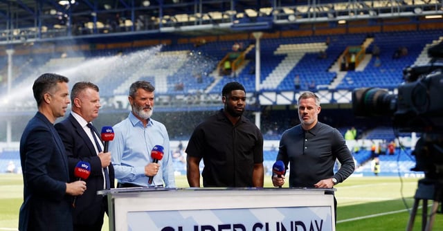 Soccer Football - Premier League - Everton v AFC Bournemouth - Goodison Park, Liverpool, Britain - May 28, 2023 TV presenter David Jones with pundits Micah Richards, Roy Keane and Jamie Carragher and former Everton player Graham Stuart ahead of the match Action Images via Reuters/Jason Cairnduff/File Photo
