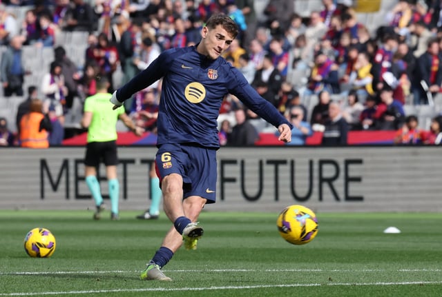 Soccer Football - LaLiga - FC Barcelona v Deportivo Alaves - Estadi Olimpic Lluis Companys, Barcelona, Spain - February 2, 2025 FC Barcelona's Gavi during the warm up before the match REUTERS/Nacho Doce/File Photo