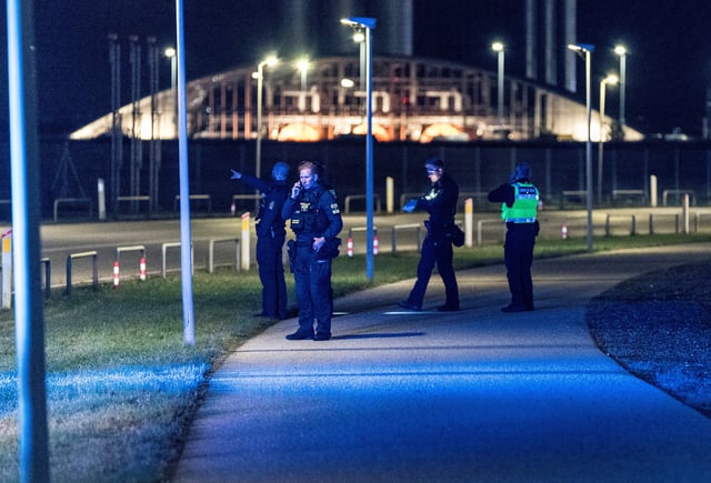 Police officers walk after all traffic has been closed at the Copenhagen Airport due to drone reports in Copenhagen, Denmark September 22, 2025. Ritzau Scanpix/Steven Knap via REUTERS