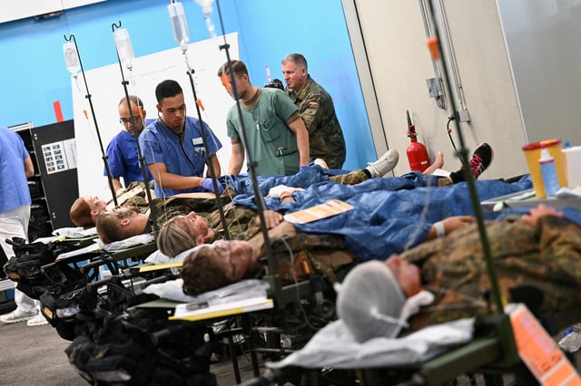 Eine Rettungsübung im Bundeswehrkrankenhaus in Ulm