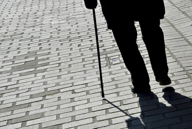 Die altersmäßig älteste und jüngste Gemeinde Deutschlands liegt in Rheinland-Pfalz. Lautzenhausen im Rhein-Hunsrück-Kreis hatte im Jahr 2024 ein Durchschnittsalter von 33,7 Jahren. Im nahen Welschenbach waren die Einwohner im Schnitt 63 Jahre alt.