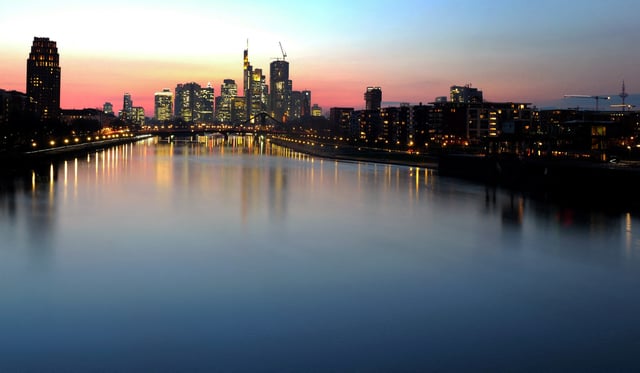 The skyline with the banking district is seen during sunset in Frankfurt, Germany, February 27, 2024.  REUTERS/Kai Pfaffenbach/File Photo