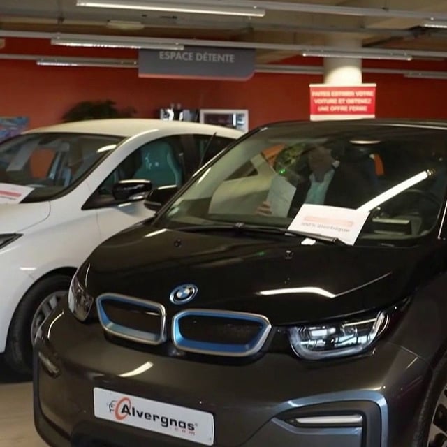 Voitures d'occasion : des prix en nette baisse sur les véhicules diesel, essence et électrique