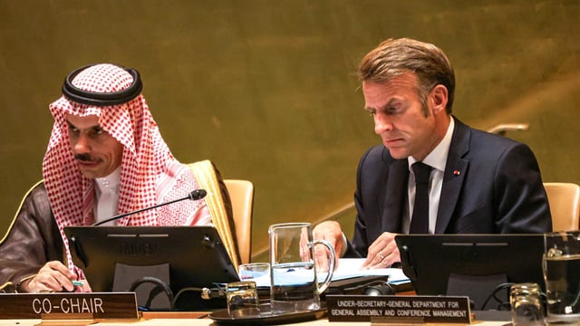 New York – Frankreich-Präsident Emmanuel Macron erkannte am Montagabend vor der UN-Voll...