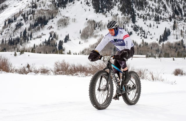 January 25, 2025: Denver cyclist, Brent Hanlin, on his way to a 4th place finish in the 2025 Borealis Fat Bike World Championships in Crested Butte, Colorado. (Credit Image: © Larry Clouse/Csm/Cal Sport Media) (Cal Sport Media via AP Images)