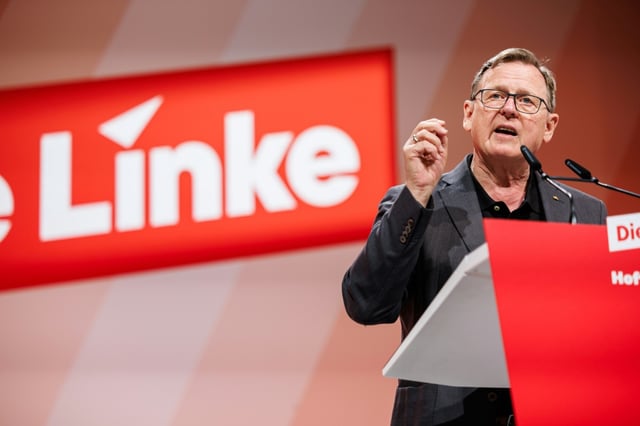 Kurz vor der geplanten Wahl neuer Bundesverfassungsrichter durch den Bundestag hat die Linke scharfe Kritik an der Gesprächsverweigerung der Union geübt.