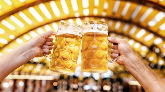 Vor allem der Alkohol sollte auf der Wiesn nicht unterschätzt werden.