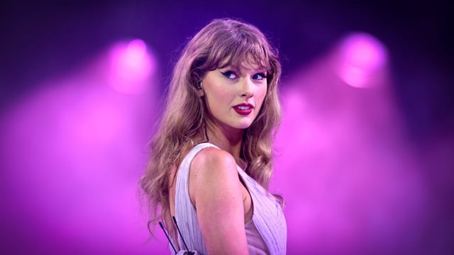 Taylor Swift adopted a southern drawl after moving to Tennessee, then deepened her voice after moving to New York