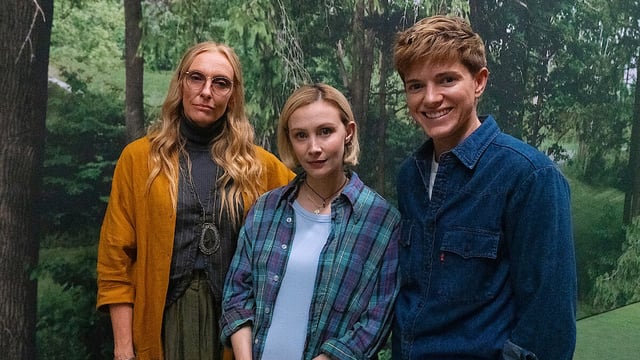 (L-R) Toni Collette, Sarah Gadon, and Mae Martin in Wayward (Netflix)