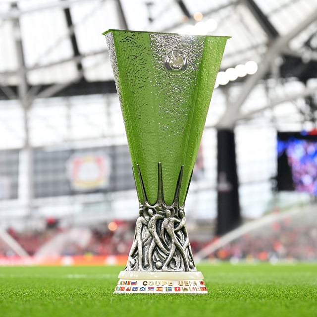 A detailed view of the UEFA Europa League Trophy is seen on the pitch prior to the UEFA Europa League 2023/24 final match between Atalanta BC and Bayer 04 Leverkusen at Dublin Arena on May 22, 2024 in Dublin, Ireland.