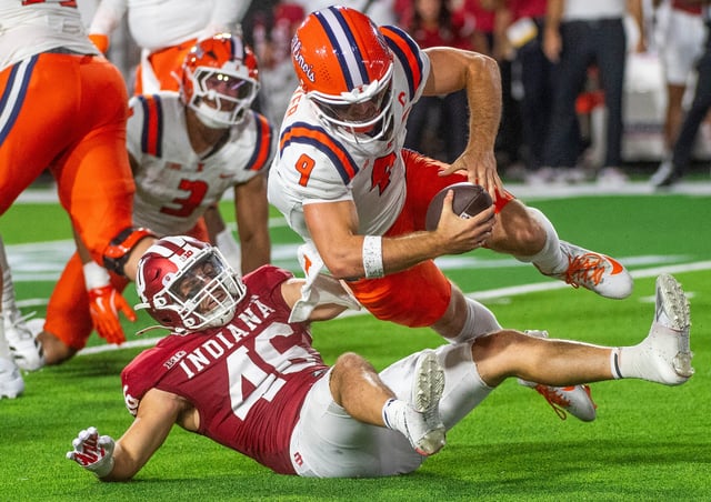 Will Luke Altmeyer and the Illinois Fighting Illini beat the USC Trojans on Saturday? Big Ten football predictions, picks, odds preview the college football Week 5 game on Sept. 27, 2025.