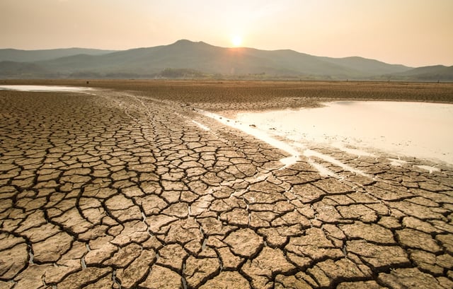 Dürren verschärfen sich mit dem Klimawandel. © piyaset/iStock