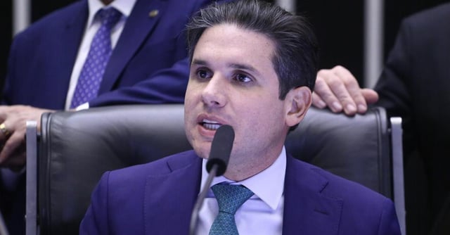 Câmara votará isenção do IR na próxima quarta, anuncia Hugo Motta