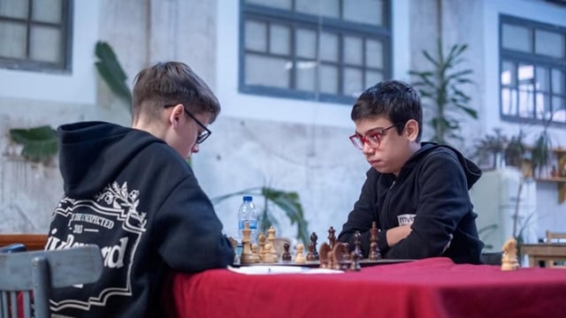 Faustino Oro es el líder del torneo \"Prodigios y Leyendas\" de ajedrez, que se disputa en Madrid.