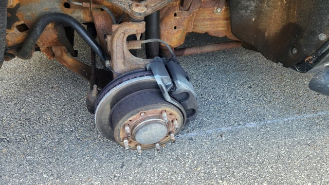 A pickup truck lost its wheel on the QEW in St. Catharines on Tuesday, Sept. 23, 2025.