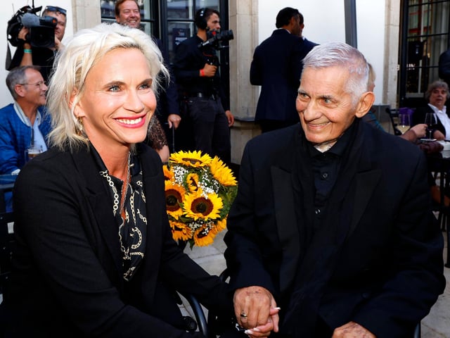 Zu seinem 74. Geburtstag widmet Annika Kirsten-Hoenig ihrem Ehemann Heinz Hoenig rührende Worte