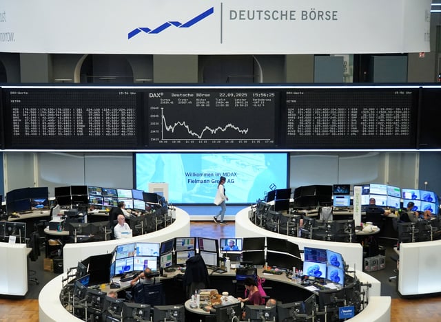German share price index DAX graph is pictured at the stock exchange in Frankfurt, Germany, September 22, 2025.    REUTERS/staff/File Photo