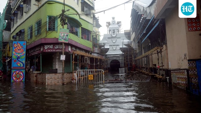 Extreme downpour in Kolkata has caused waterlogging in several areas and halted traffic. 