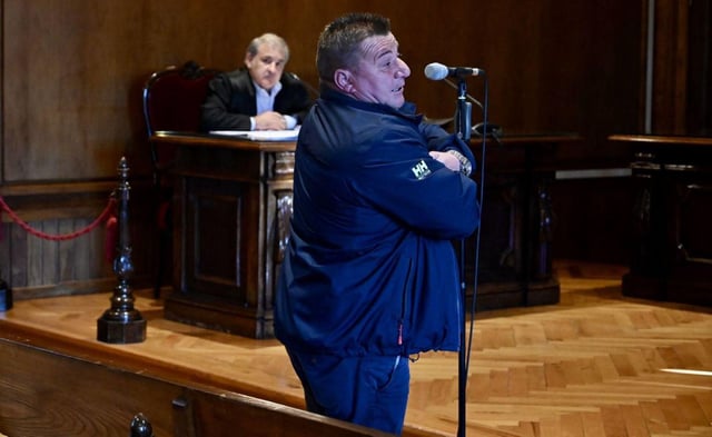 El acusado, durante su declaración ante el juez. |  Rafa Vázquez