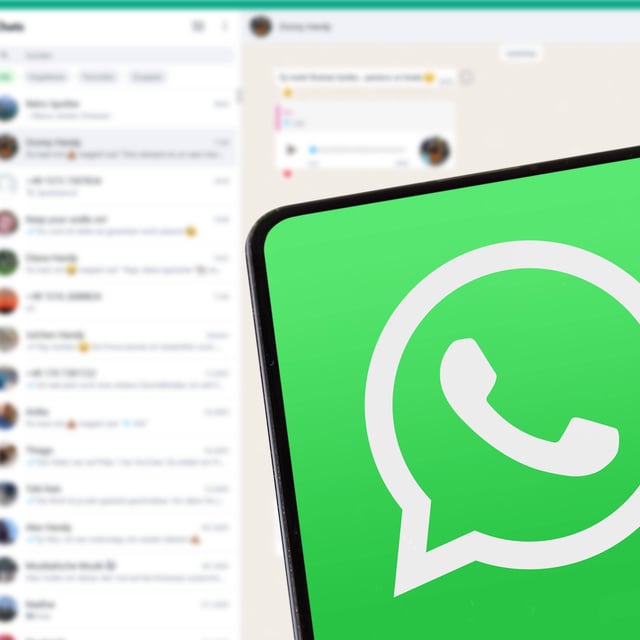 iOS und Android-Nutzer können zukünftig direkt in der App Nachrichten übersetzen lassen. (Symbolbild) 