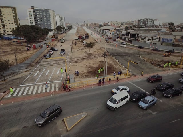 El tramo inicial comprende cinco kilómetros desde la estación Las Flores del Metropolitano hasta el actual terminal terrestre Atocongo. Foto: MML.