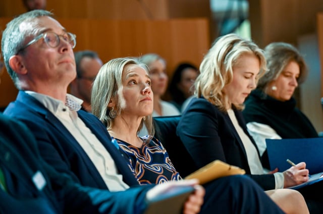 Der Leiter von R21, Andreas Rödder, und Mitglied Kristina Schröder