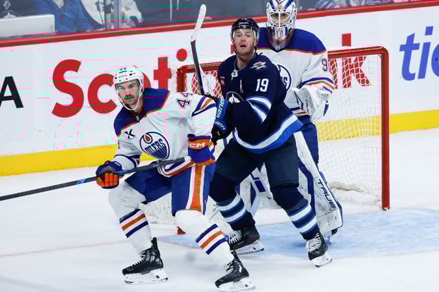 Jonathan Toews, Winnipeg Jets (Terrence Lee-Imagn Images)