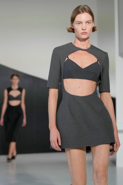 A model wears a creation part of the Jil Sander women's Spring-Summer 2026 collection, that was presented in Milan, Italy, Wednesday, Sept. 24, 2025. (AP Photo/Luca Bruno)
