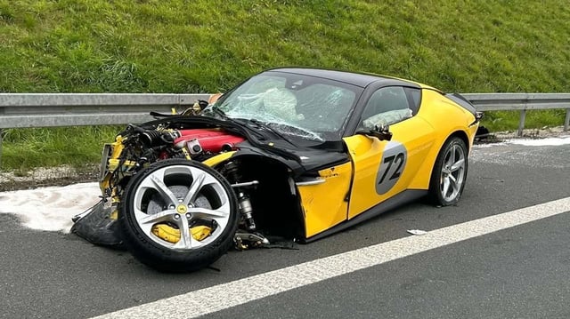 Das wird teuer: Ferrari 12Cilindri rammt Polestar und Lkw: Auto News