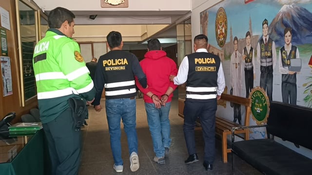 Intervenidos fueron trasladados a la Divincri de Arequipa. Foto: GEC.