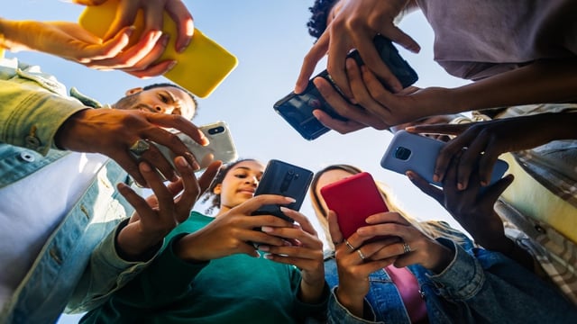 WhatsApp introduces Message Translations.