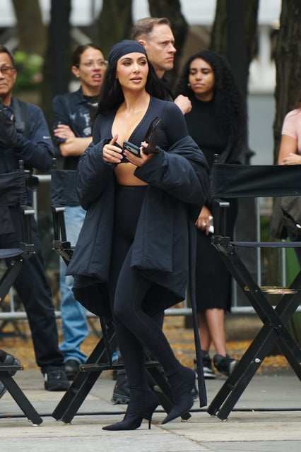 Later in the morning, Kim showcased another NikeSKIMS look.
