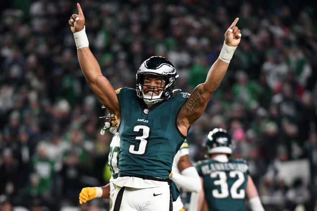 Jan 12, 2025; Philadelphia, Pennsylvania, USA; Philadelphia Eagles linebacker Nolan Smith Jr. (3) reacts against the Green Bay Packers during the second half in an NFC wild card game at Lincoln Financial Field. Mandatory Credit: Eric Hartline-Imagn Images/File Photo