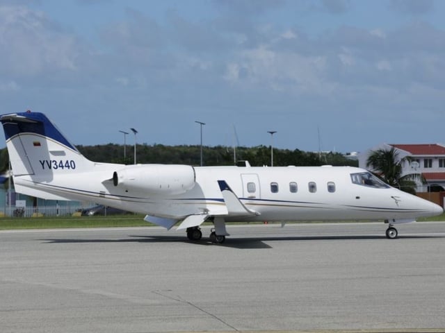 Fotografía del jet privado Learjet 55 con matrícula YV3440. (Especial)