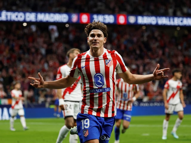 Soccer Football - LaLiga - Atletico Madrid v Rayo Vallecano - Riyadh Air Metropolitano, Madrid, Spain - September 24, 2025
Atletico Madrid's Julian Alvarez celebrates scoring their first goal REUTERS/Susana Vera