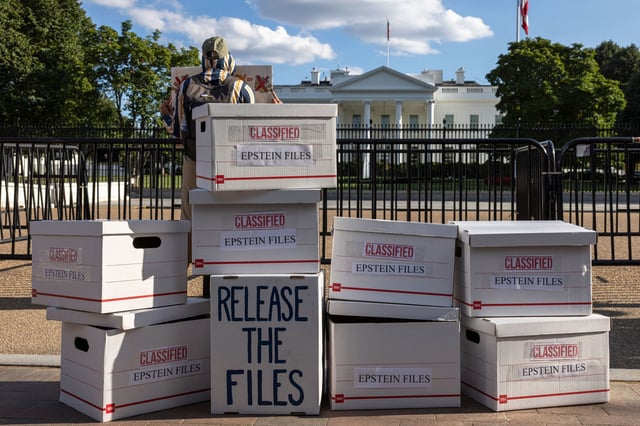 Demonstrators march toward the White House during an anti-Trump protest organized by FLARE USA in Washington, DC, on September 2, 2025.
