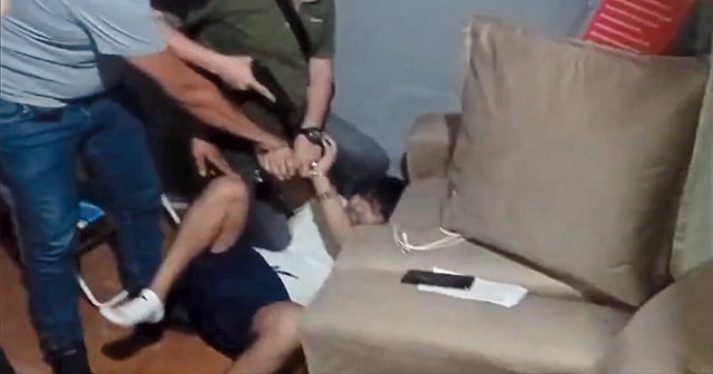 Momento de la detención del cabecilla de "Los Injertos del Cono Norte", Erick Luis Moreno Hernández “El Monstruo”.