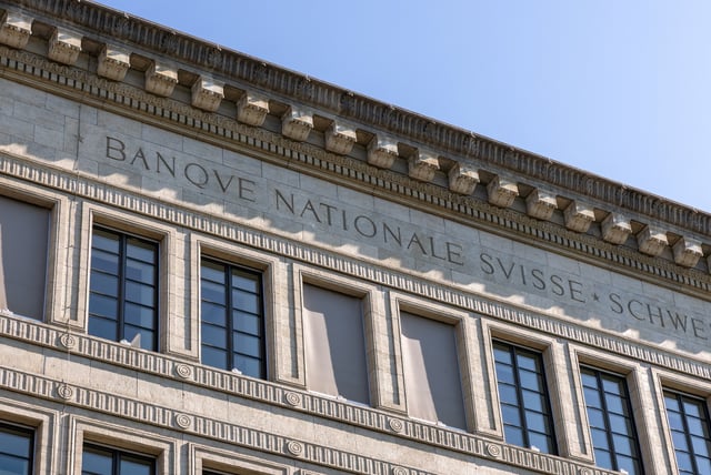 View of the headquarters of the Swiss National Bank (SNB) before the rate decision press conference in Zurich, Switzerland, June 19, 2025. REUTERS/Denis Balibouse/File Photo