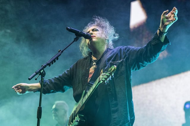 Robert Smith durante el concierto de The Cure en el Palau Sant Jordi celebrado en noviembre de 2022.