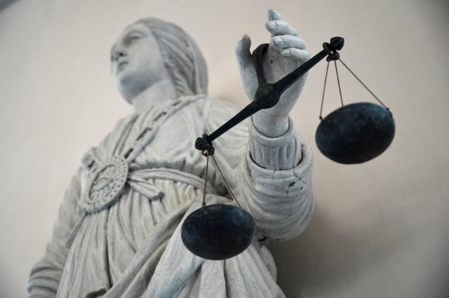 Trente-et-un an d'attente, 30 ans de prison requis: la peine maximale a été demandée jeudi contre Pascal Lafolie, jugé devant la cour d'assises de l'Aisne pour le meurtre en 1994 de Nadège Desnoix, lycéenne tuée à coups de couteau