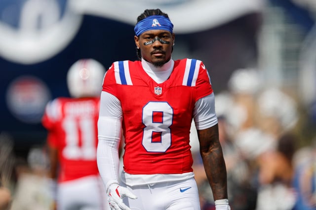 New England Patriots wide receiver Stefon Diggs (8) takes the field prior to an NFL football game against the Pittsburgh Steelers, Sunday, Sept. 21, 2025, in Foxborough, Mass. (AP Photo/Greg M. Cooper)
